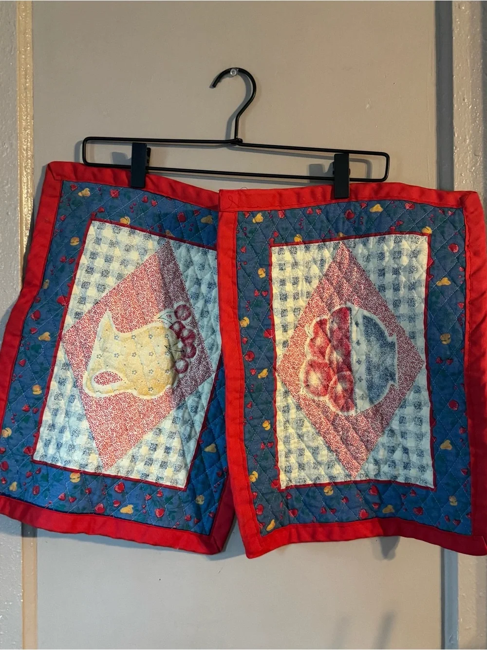VintageQuilted Placemat Pair Fruit Themed Grannycore Country Cottagecore